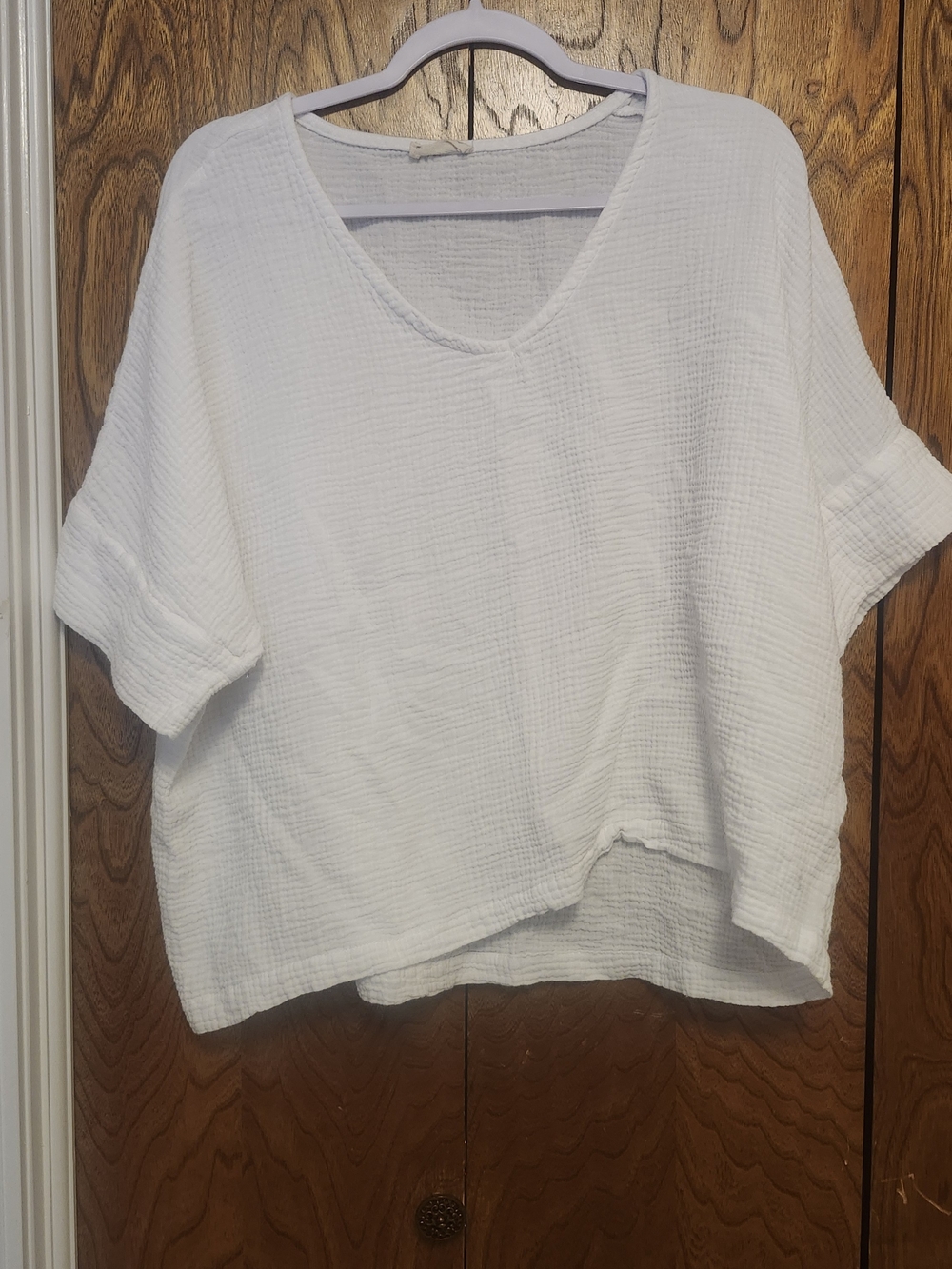 Just Living White Textured V-Neck Gauze Tunic